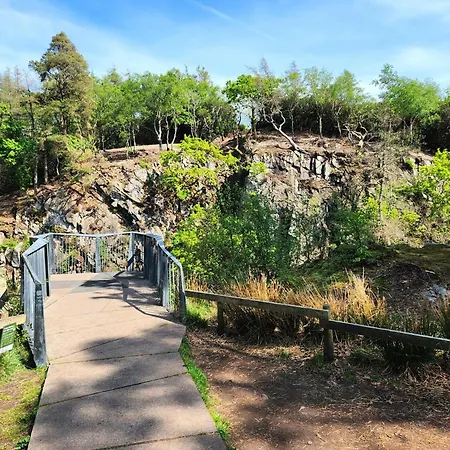 1 Bed In 95105 * Eskdale