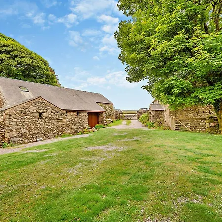 1 Bed In 95105 Eskdale