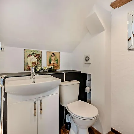 1 Bed In 95105